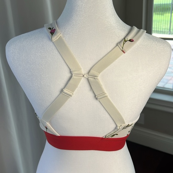 Fabletics Sports Bra - Picture 2 of 2